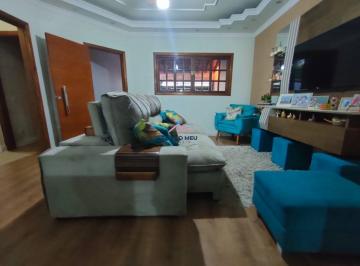 Foto 01 · Excelente imóvel com sala tv, sala de jantar, cozinha planejada, 2 dormitorios, sendo uma suíte, 1 b
