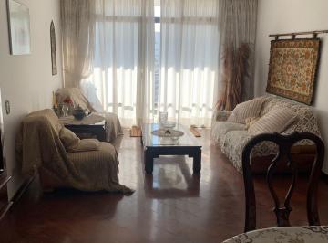 Apartamento de 3 quartos, São Paulo · Luxo e Conforto em Alto de Pinheiros - 143m²