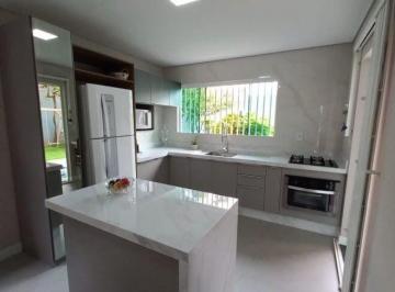 Casa · 134m² · 3 Quartos · 2 Vagas · Casa Térrea de 3 domitórios sendo uma suíte no bairro Dom Bosco em itajaí SC