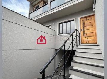 Casa · 230m² · 3 Quartos · 6 Vagas · Lindo sobrado a venda no Parque São Domingos 3 suítes, 6 vagas
