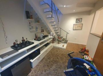 Casa · 200m² · 3 Quartos · 5 Vagas · Casa no Jardim Aricanduva em terreno com 250m², 3 dormitórios, salão com churrasqueira, 5 vagas