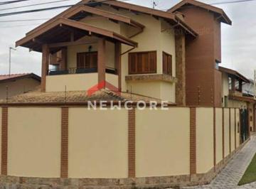 Casa · 386m² · 4 Quartos · 3 Vagas · Sobrado em RESIDENCIAL VILLAGE DE TREMEMBÉ - Centro - Tremembé/SP