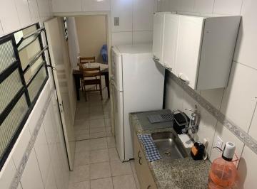 Apartamento de 2 quartos, Bertioga · Apto a 4 quadras da Praia