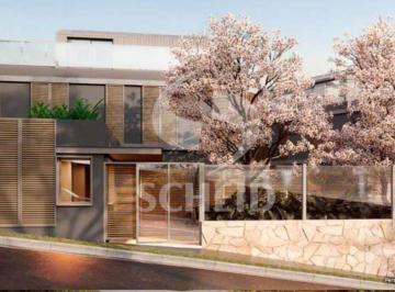 Casa · 530m² · 4 Quartos · 4 Vagas · Casa em Condominio de alto padrão com 4 suítes