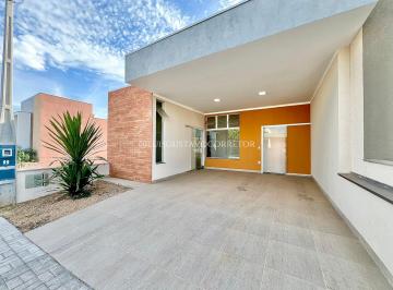 Casa de 3 quartos, Itapetininga · 3 quartos, 1 suíte c/ closet e escritório - Lago dos Ipês - Itapetininga/SP
