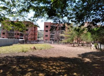 Foto 01 · Terreno à venda em Vinhedo-SP, Vila Cascais: 960m² de área perfeitos para seu novo empreendimento!