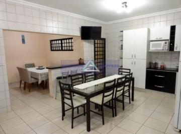 Casa · 250m² · 4 Quartos · 2 Vagas · Casa em Jardim Interlagos - Ribeirão Preto