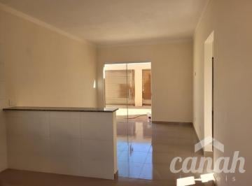 Casa · 73m² · 2 Quartos · 4 Vagas · Casa em Jardim Angela  -  Serrana