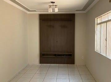 Casa · 200m² · 3 Quartos · 2 Vagas · Casa em Adelino Simioni - Ribeirão Preto