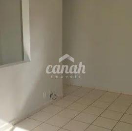 Apartamento · 43m² · 2 Quartos · 1 Vaga · Ótima oportunidade: Apartamento de 2 dormitórios em Jardim Helena por R$ 120....