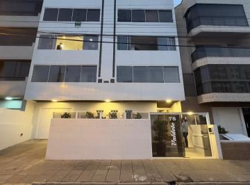 Apartamento de 3 quartos, Laguna · LINDO APTO NA PRAIA DO MAR GROSSO 