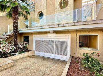 Casa · 397m² · 3 Quartos · 5 Vagas · Sobrado Frontal, 3 suítes, 5 vagas no Tatuapé