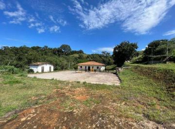 7923f6221400dce6feb7bfa86acd1ac6c1ac7f9f · Maravilhoso sítio em Lindoia/SP, com 4,5 alqueires, casa sede com 4 dormitórios, fogão a lenha, um m