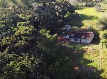 429d4d6c2933d6269006ad438bad75b94e388b79 · Graciosa chácara a venda na cidade de Monte Alegre do Sul, com 2.950 m² de área, 02 dormitórios, sal