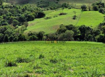 a394211f94eb399ad83d47c976b8ab277ae40021 · Ótimo terreno a venda na cidade de Socorro, com área de 54.000 m², formado em pasto, com água em abu