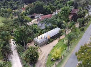 3b6c244b648e8d588254cd4d19b6f6e2e334fe69 · Belíssima chácara em Monte Alegre do Sul/SP, com 2.048 m² de área total e 260 m² construída, possui 