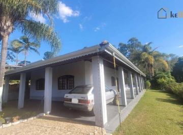 f3b5548d8057f49c52c02e1d10fbd1b3bae94671 · Maravilhosa chácara com 1.000m², à venda em Pinhalzinho, 250m² de área construída, piscina aquecida,