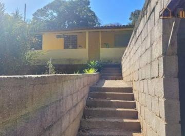 c34026a5d6b6afee9a961c63bdd081f29a11fa37 · Linda chácara em Socorro com 780 m² de área, com 02 dormitórios, sala ampla, cozinha arejada, varand