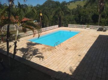 154e3fde63d37c15b9a7371cff202aca8884f595 · Maravilhosa casa a venda na cidade de Pinhalzinho, com área total de 3.800m², sendo 600m² de área co