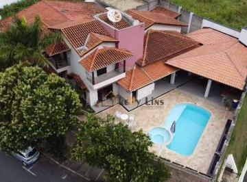 444e3cb297cbfe31c1ad93455e2ac14802407988 · Excelente casa de Alto Padrão em Amparo/SP, imóvel com escritura registrada. Realize seu sonho aqui!