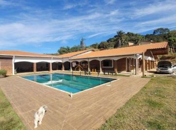ad3edc851584f66600044b9b4fe6b69464ab5a2a · Belíssima chácara a venda em Pinhalzinho/SP, com 3.000 m² de área, 06 suítes, salão de festa, piscin