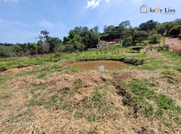 ae0a59ec8a448d8455ee4beb1429321d972081f6 · Excelente chácara em Bragança Paulista 3.700 m² rica em água, com lago confira!