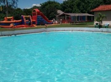 a68f4dba3e4b898c7bf9e3cbadc9b4f0d359e4fb · Ótima chácara a venda na cidade de Socorro/SP, com área total de 12.000 m², com 02 dormitórios, pisc
