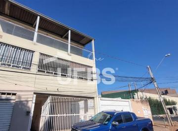 Casa de 3 quartos, Goiânia · CASA 800MT 3 QUARTOS SETOR CAMPINAS 