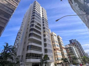 Apartamento · 220m² · 3 Quartos · 2 Vagas · Linda Cobertura no centro de Torres!