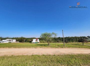 eacfb84ac18b5d08459626d8e30bf9611aec0c39 · Terreno à venda, 420 m² por R$ 38.000,00 - Condomínio Ninho Verde II - Pardinho/SP