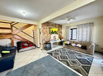 a4e6b3c6e78c7a5bbc761c3e727913a7a8376da8 · Casa com 5 dormitórios à venda, 266 m² - Serra Grande - Niterói/RJ