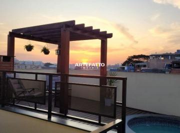 mcykaum2njc5nzgxnmmwymyy_md · Casa com piscina bem localizada