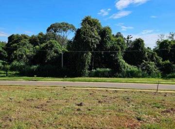 Terreno · 304m² · Condomínio Parqville Quaresmeira - Ágio à Venda Lote no Condomínio Parqville Quaresmeira em Trindade