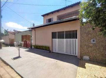 Casa · 162m² · 3 Quartos · 2 Vagas · Casa / Sobrado 3 Quartos à Venda no Residencial Olinda em Goiânia / GO.