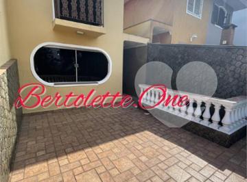 Casa de 3 quartos, São Paulo · Sobrado para venda, 3 quartos (1 suíte), varanda. 4 vagas. Vila Mazzei. Tucuruvi