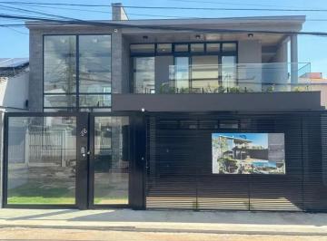 Casa de 4 quartos, Guará · QE 32 -GUARÁ - CASA NOVA - IMPECÁVEL - 4 SUÍTES - ACEITA FINANCIAMENTO