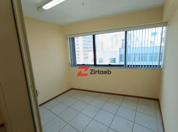 SALA COM LUMINÁRIA · SALA AMPLA COM AR CONDICIONADO CENTRAL, BANHEIRO E VAGA DE GARAGEM NA TIJUCA