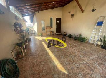 e1ea8bdf835915cfb22031a477c90fc24c04d98a · Casa mobiliada à venda em condomínio fechado, em Caucaia do Alto!