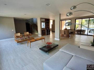 Casa de 5 quartos, Rio de Janeiro · Casa alto padrão, 05 suítes no Cond. Pedra de Itaúna, Barra da Tijuca, RJ.