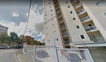 Foto 06 · Apartamento Espaçoso de 61m² no Edifício Lara