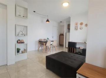 Living · Apartamento de 2 dormitórios (1 suíte) no Tucuruvi.