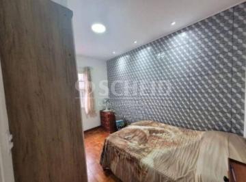 Casa · 180m² · 2 Quartos · 4 Vagas · Vendo casa térrea na Cidade Dutra - Reformada