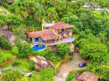 Foto 01 · BELÍSSIMA CASA EM CONDOMÍNIO NO SANTA TEREZA EM ILHABELA-SP
