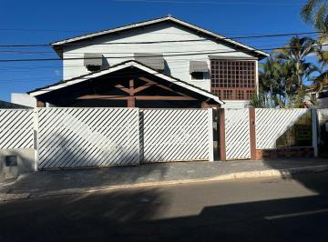 Casa de 4 quartos, Brasília · Raridade! Casa com Habite-se no Jardim Botanico