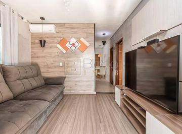 Casa · 150m² · 3 Quartos · 2 Vagas · Casa com 3 quartos sendo 1 suíte na QD 801 do Recanto das Emas