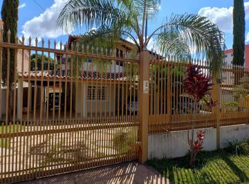 Casa de 4 quartos, Vicente Pires · Excelente Casa em Vicente Pires com Terreno de 1.000m² e 500m² de Área Construída