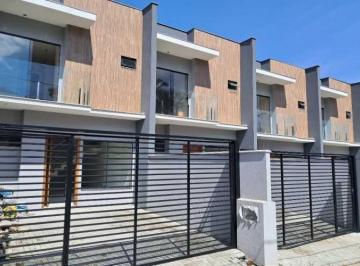 Casa · 108m² · 3 Quartos · 2 Vagas · Sobrado à venda no bairro Saguaçu - Joinville/SC