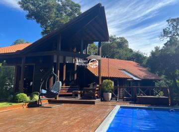 Casa · 363m² · 7 Quartos · 3 Vagas · Vende-se casa com casa na arvore e outra casano terreno de 920,95m² a certa de 5 minutos da Rua Cobe