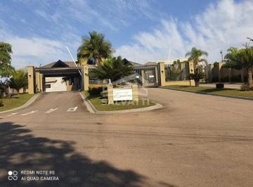 Casa · 240m² · 3 Quartos · 4 Vagas · Casa em Condomínio Fechado