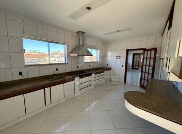Casa · 350m² · 3 Quartos · 5 Vagas · Casa Residencial e Comercial para alugar na Vila Maria - Botucatu